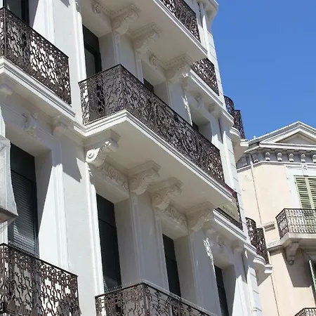 Eve Apartment